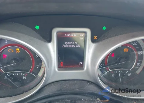 2013 Dodge Journey Sxt z USA, uszkodzony, nr VIN 3C4PDCBG0DT535188